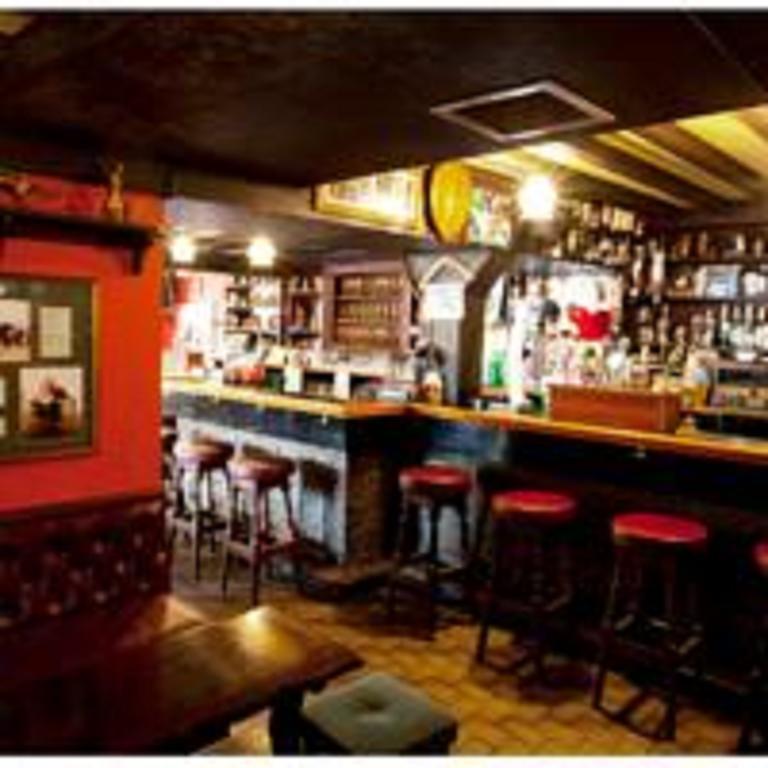 Jack O'Rourke'S Bar & Accommodation Абифийл Стая снимка